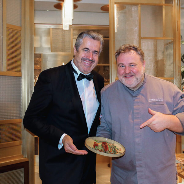 Sigfried Kröpf und Chefkoch des Hilton Hotels